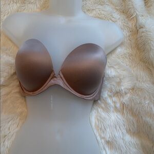 Victoria's Secret Strapless Molded Strapless Bra in Nude